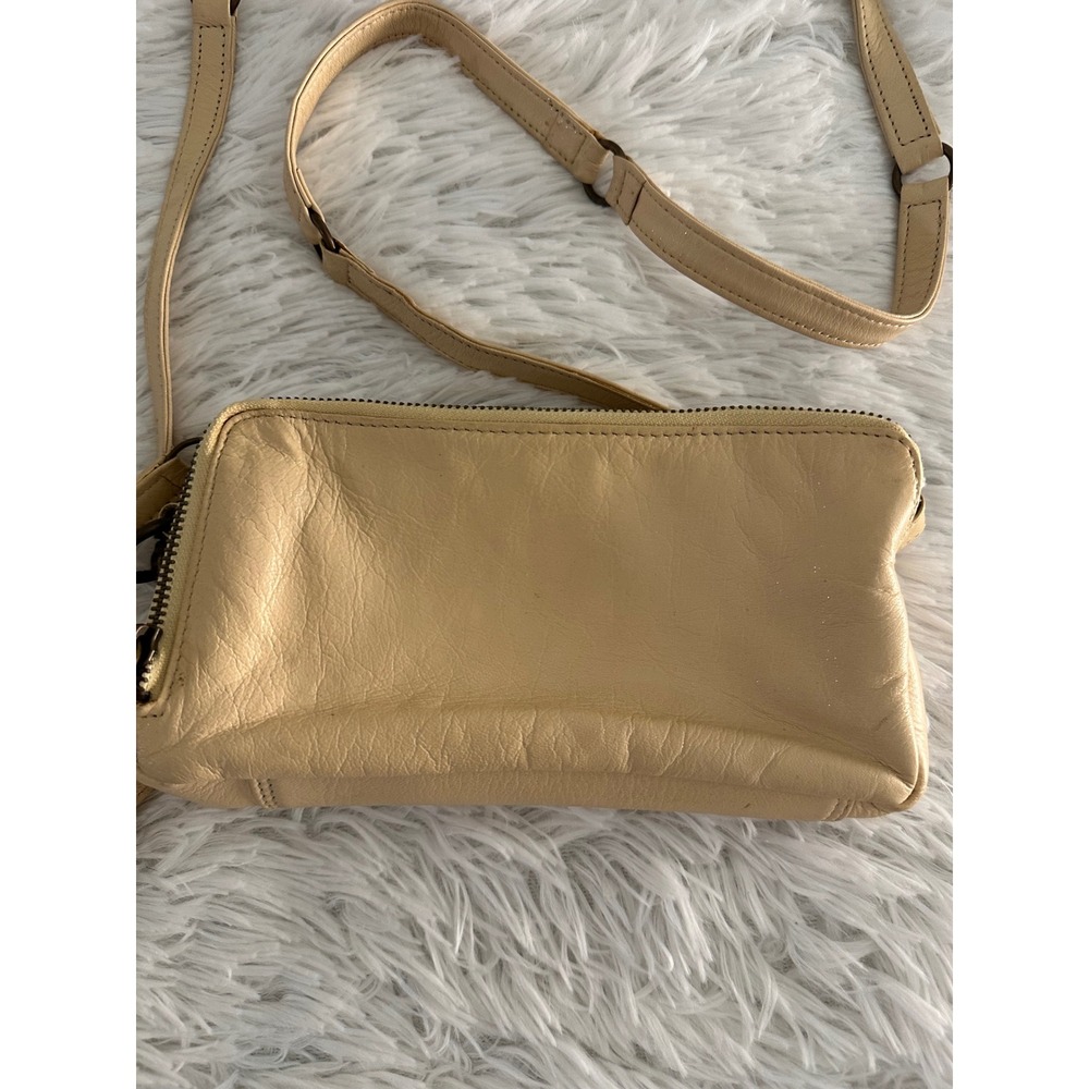 Latico leather zippered crossbody bag - Picture 2 of 9